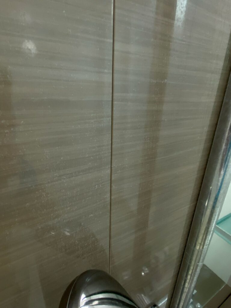 千葉県や東京都を中心に関東でプロによるお風呂掃除（浴室クリーニング）を行っている業者です。浴室の壁についた水垢キレイにします。